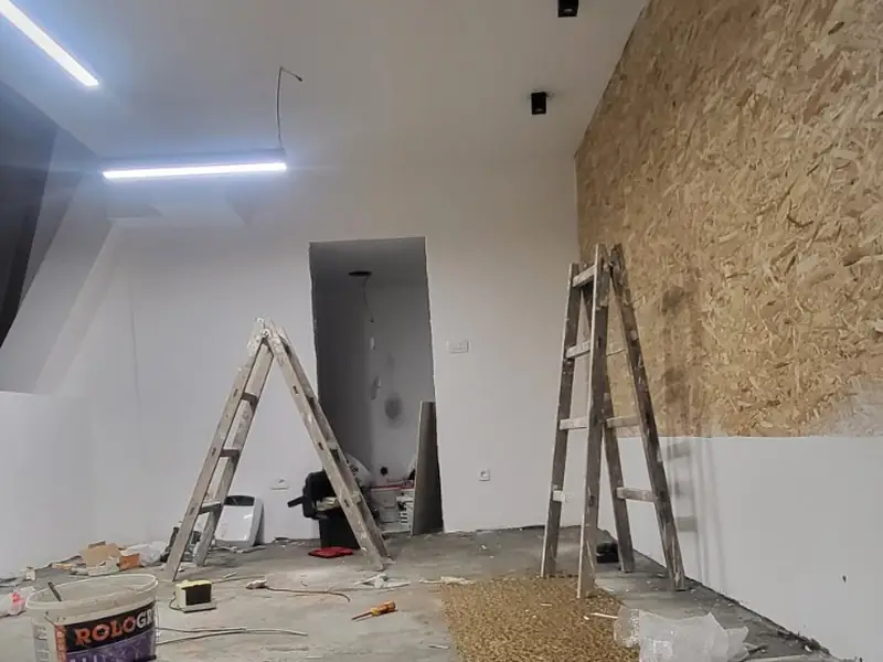 Elektro radovi u poslovnom prostoru – Zamjena zvona na vratima Podgorica