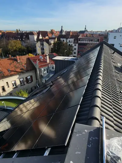 Solarni paneli na krovu – električar Podgorica